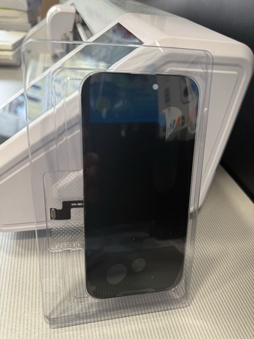 Oled дисплей за Iphone 16 Pro