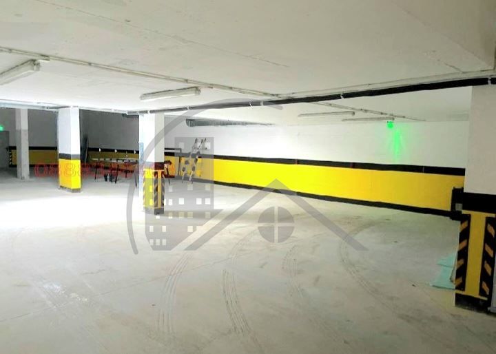 Продава се Четиристаен апартамент в Варна, Бриз - 139 кв.м за 1475 €/кв.м - Снимка #8