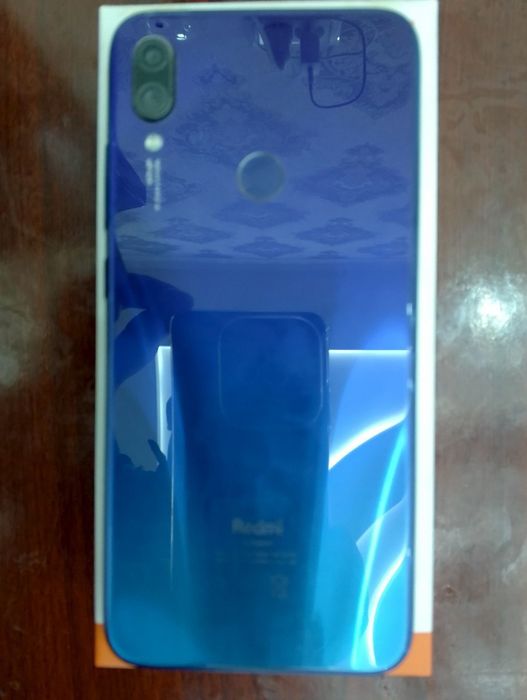 Redmi note 7 tezda sotiladi ishlashlari zo'r xotirasi 32 tali