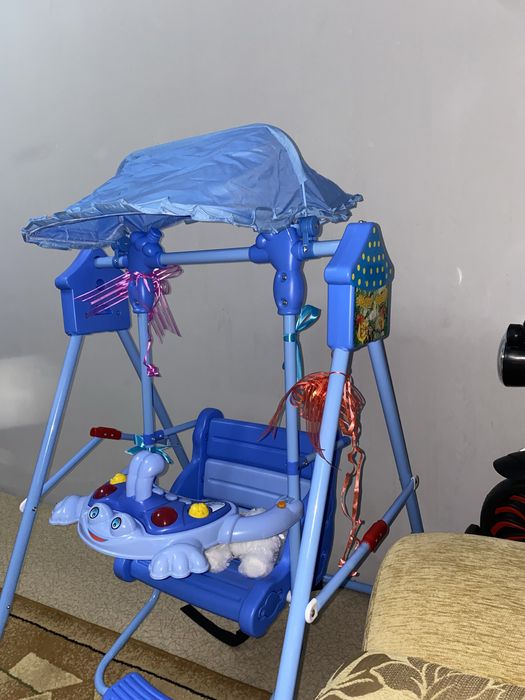 Качеля жаңа