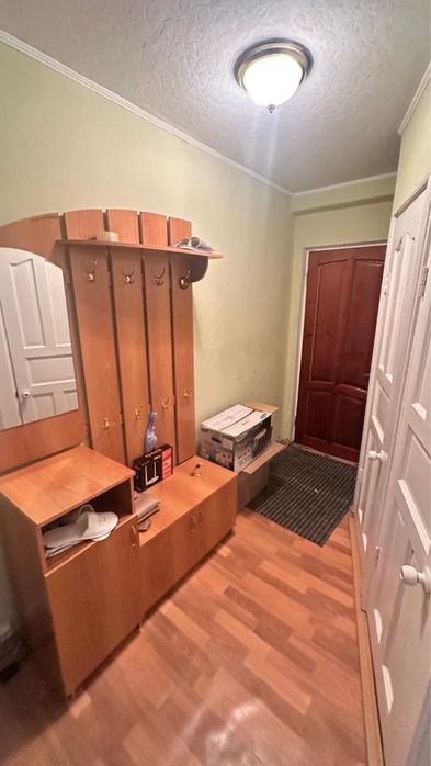 Продам 2 комн квартиру 2/5 Океан