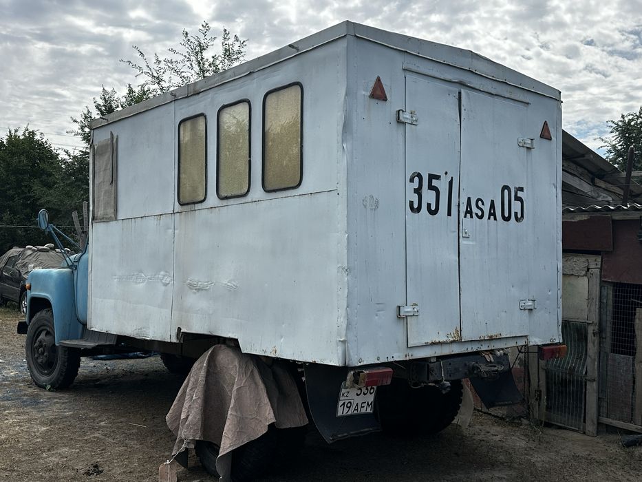 Продается ГАЗ 52 с будка