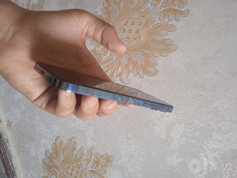 iPhone 12 oro max ayfon