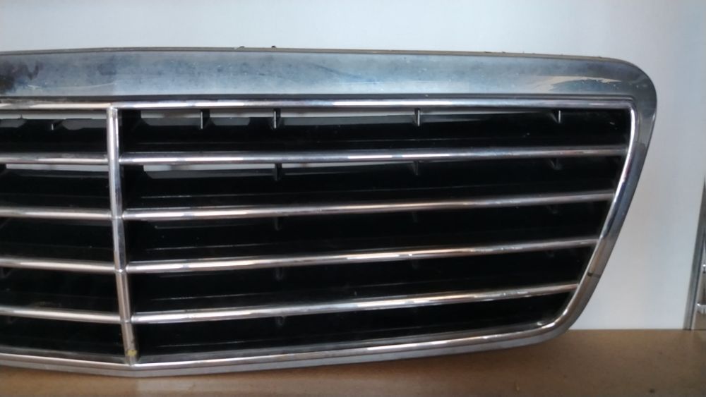 Решетка Мерцедес ЦЛК 208 / Mercedes CLK w208