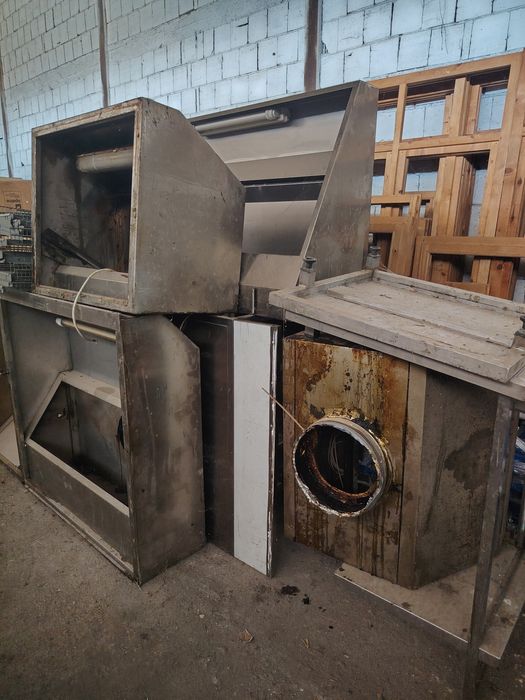 Продавам аспирации, скари зануси (трифазни професионални) маси неръждавейка и др.