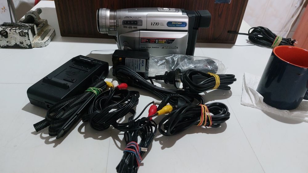 Camera panasonic nv-vz