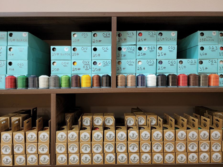 Нитки для шитья, премиальные.