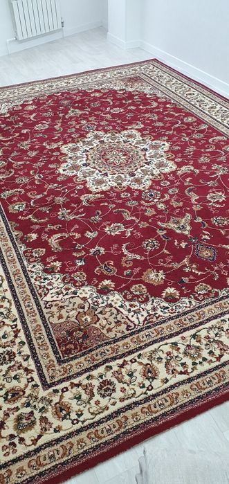 Продам ковёр качественный