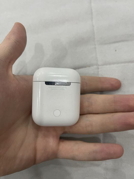 Продам AirPods 6F21