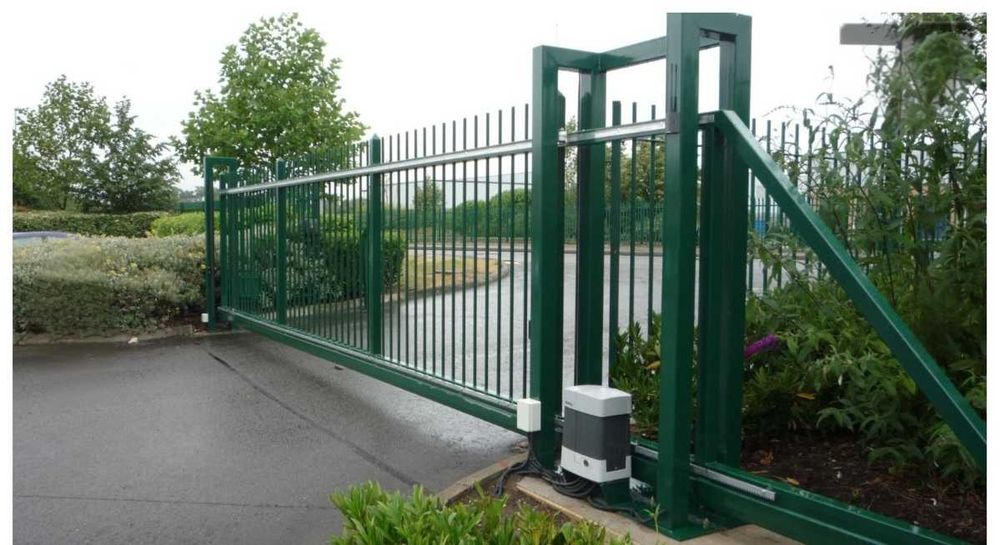 Плъзгащи-конзолни портали