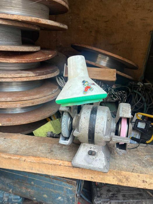 Руски шмиргел...