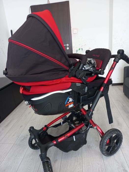 Детска , бебешка  количка  JANE CROSS WALK MATRIX LIGHT 2 RED S 53