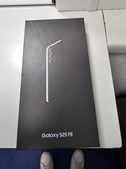 Samsung s25FE Amanet Canta