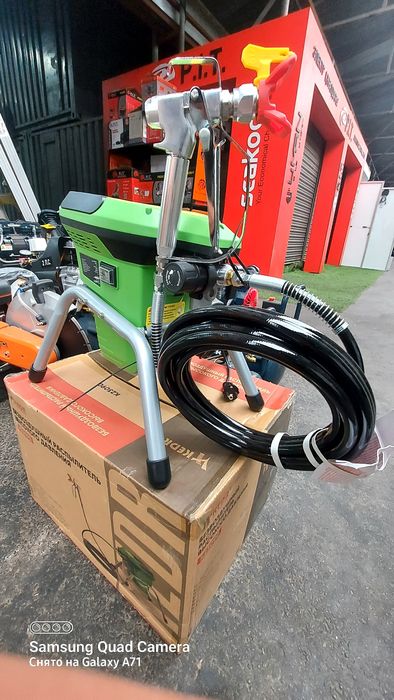 Безвоздушный распылитель. Краскапульт.