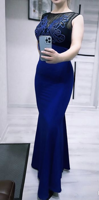 Платье вечернее в пол