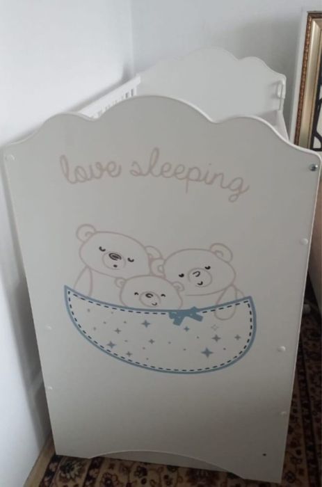 Продам манеж в отличном состоянии