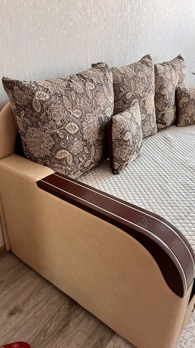 Продам диван,в отличном состояни