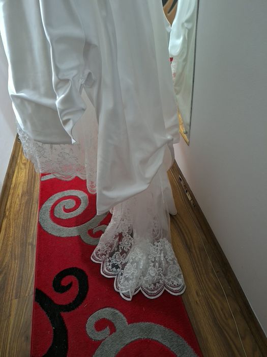 Vând rochie de mireasă