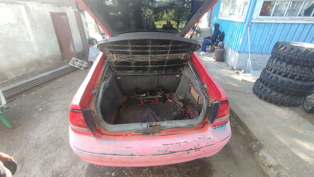 Продам Mazda 626 Cronos GE 1992года.