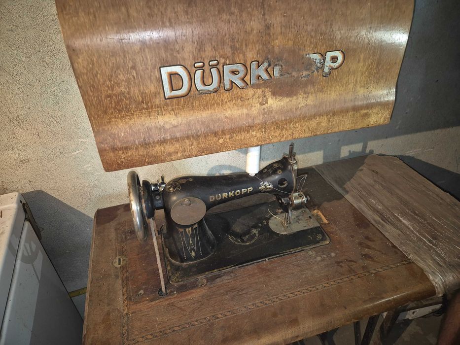 Masina de cusut veche Durkopp