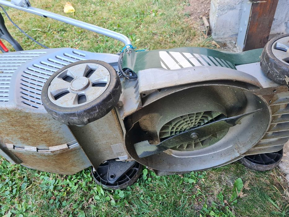 Косачка електрическа 1400w,нож 34 см