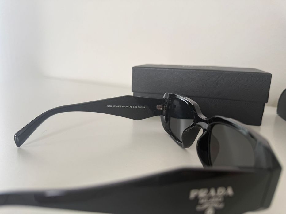 Ochelari de Soare Prada