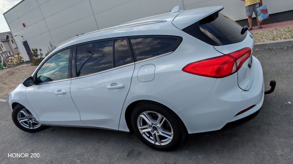 Vând Ford focus 2019
