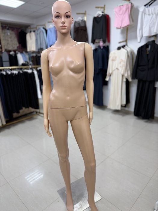 Срочно продам манекены