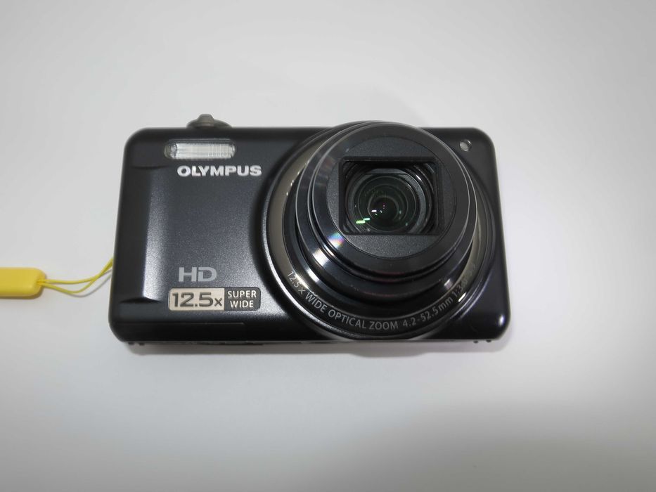Olympus VR-325 компактен цифрова фотоапарат, дигитална камера с голям оптичен зум 12х, 14MP, отлично състояние като НОВО