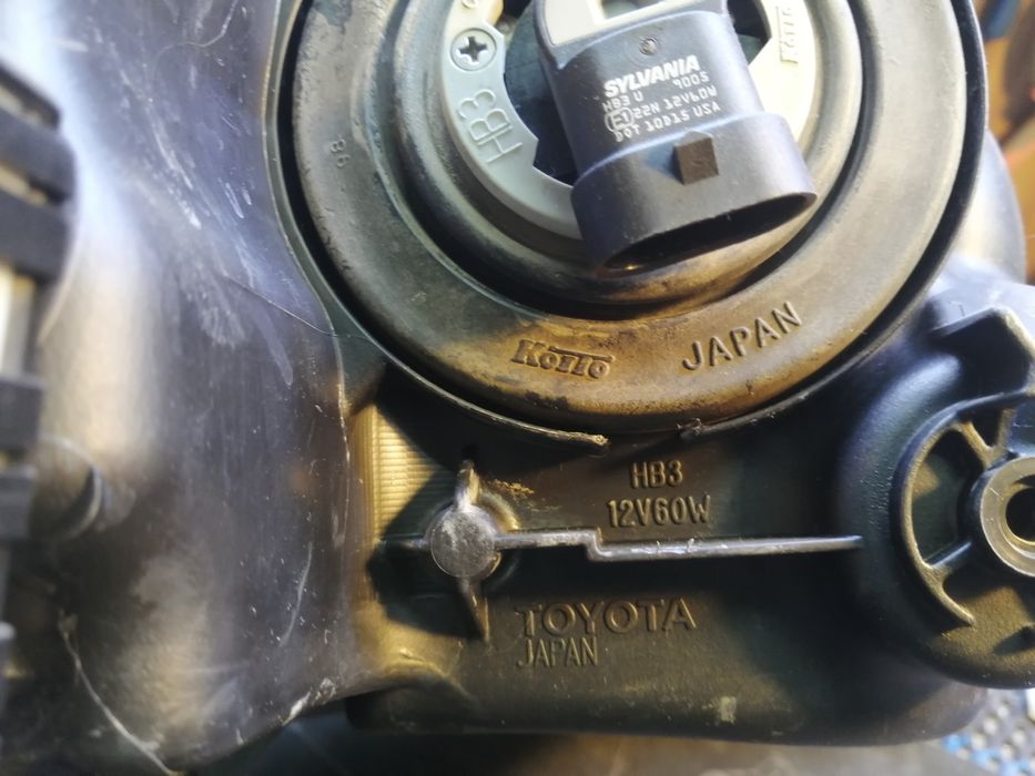 Фара камри 50 Европа левая