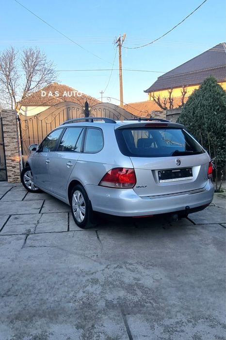 Vând Volkswagen Golf V