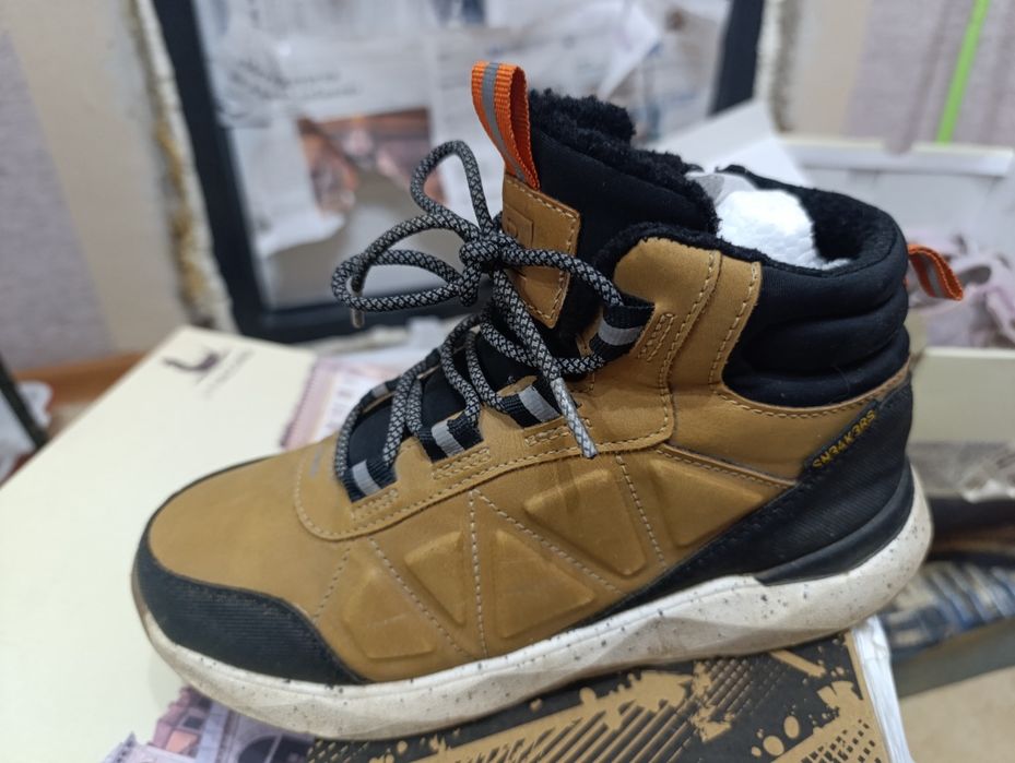 Срочно продам обувь для