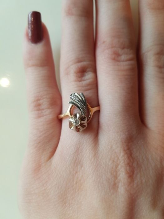 Кольцо с бриллиантами 585 пробы, 17.5 раз