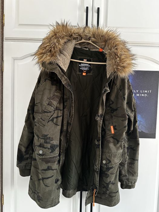 Уникална мъжка шуба с пух SUPERDRY