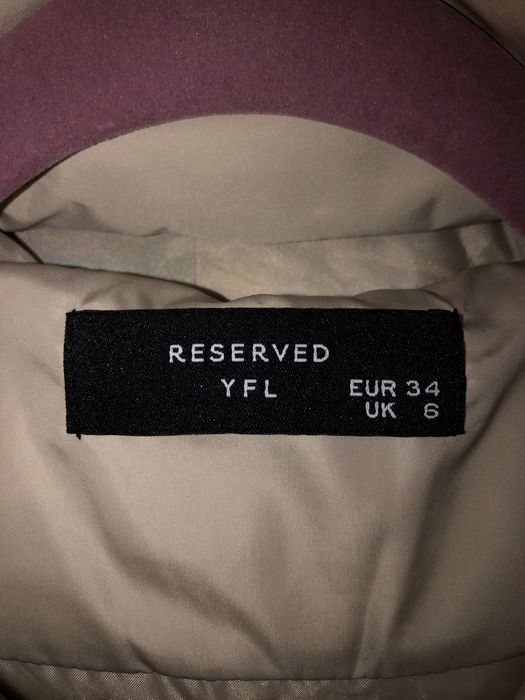 Geaca iarna RESERVED, femei, marime 34