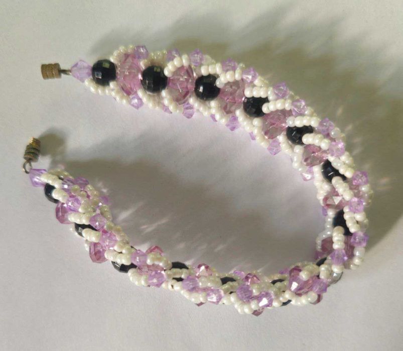 Браслет из бисера.