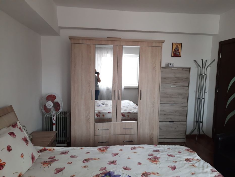 Inchiriez garsoniera Calea București