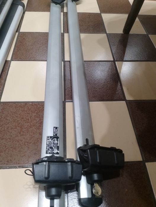 Багажник -греди Шкода Октавия 2 -комби -оригинален