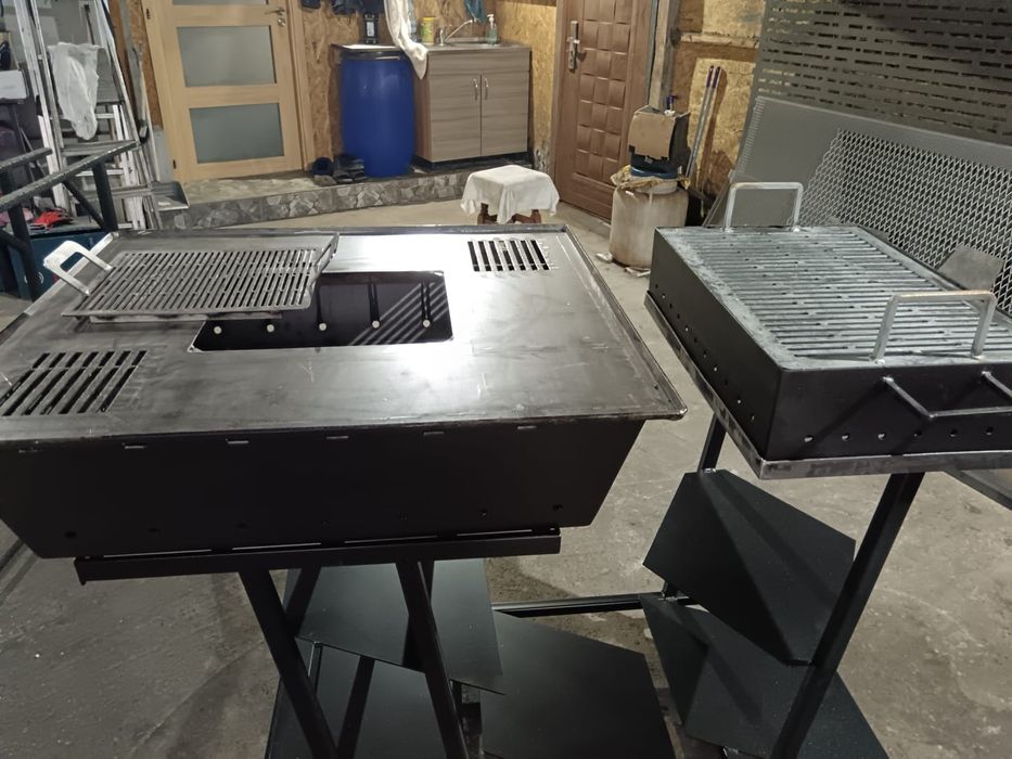 Vând grătar modern!