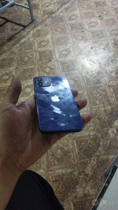 Iphone 12           64gb