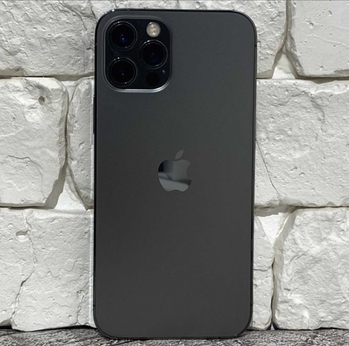 Iphone 12 Pro в идеальном состоянии