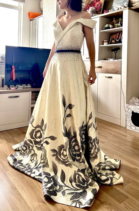 Платье вечернее на выпускной