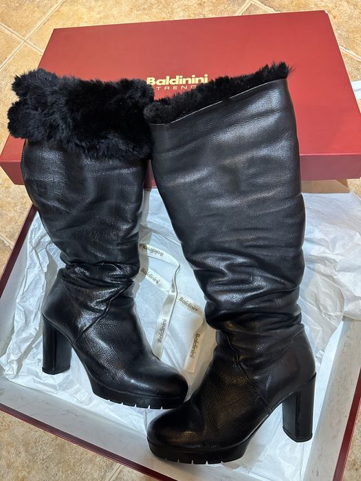 Оригинални ботуши с естествена вата и пух Baldinini Trend, 37