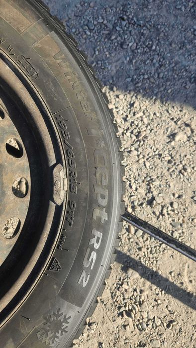 195/65 R15 • Iarna • Hankook Winter Icept RS2 91T | 2 buc | Pret/buc
