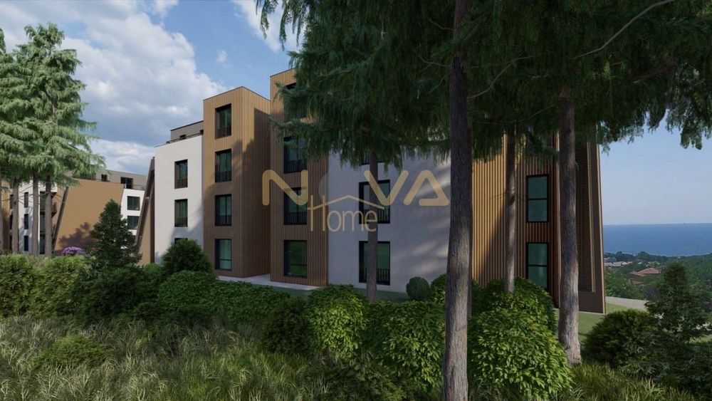 Продава се Четиристаен апартамент в Варна, Виница - 165 кв.м за 958 €/кв.м - Снимка #3