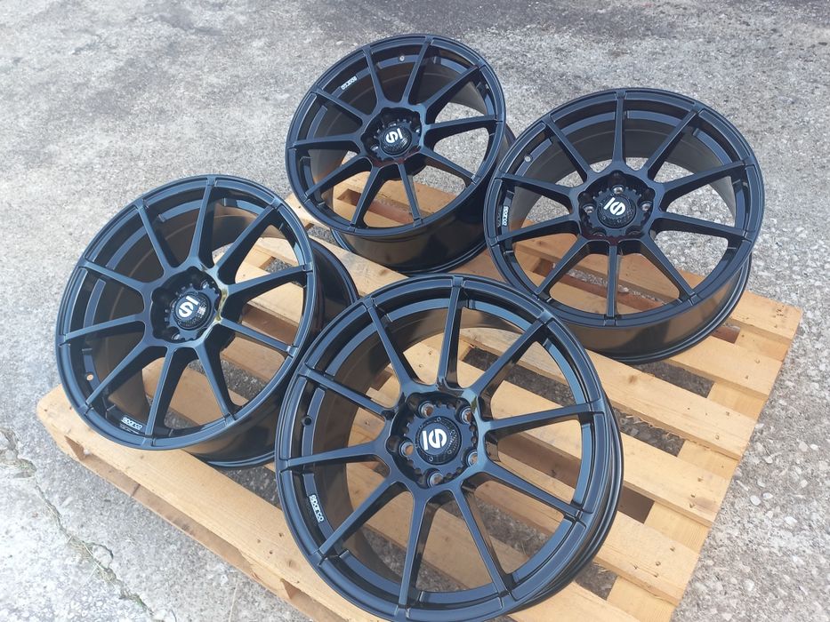 18"5×114.3 Sparco Gara Piano Black 8j et35 Honda Mitsubushi Toyota Maz