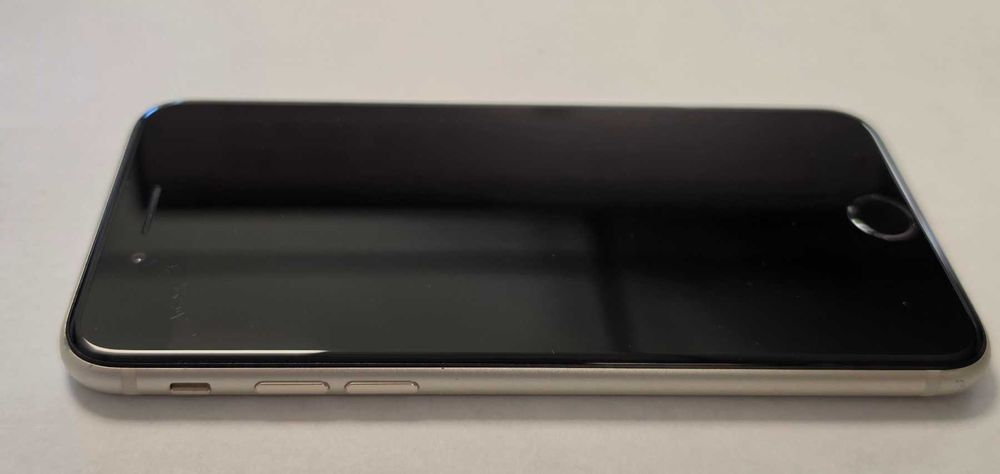 Iphone SE Gen 3 64GB