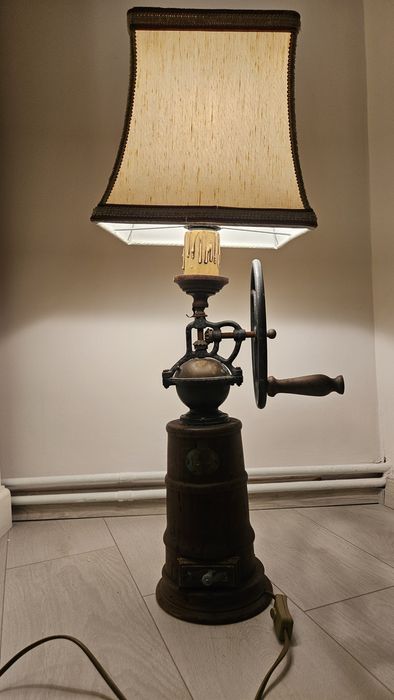 Lampa veche vintage