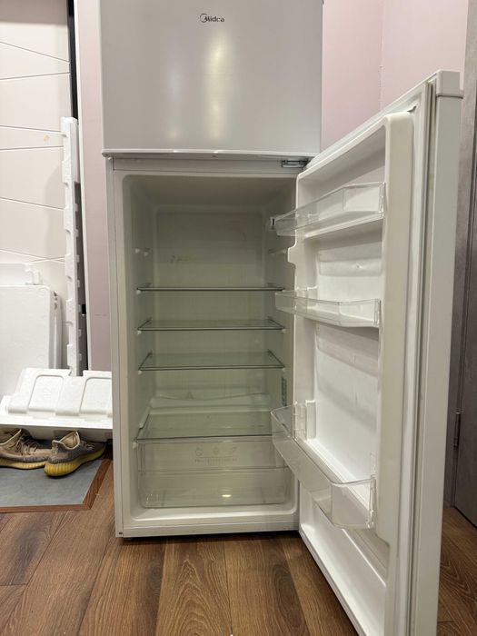 Холодильник Midea