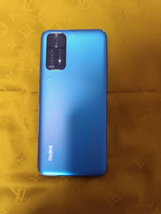 Assalom alekum Telefon sotiladi Original Redmi Note 11